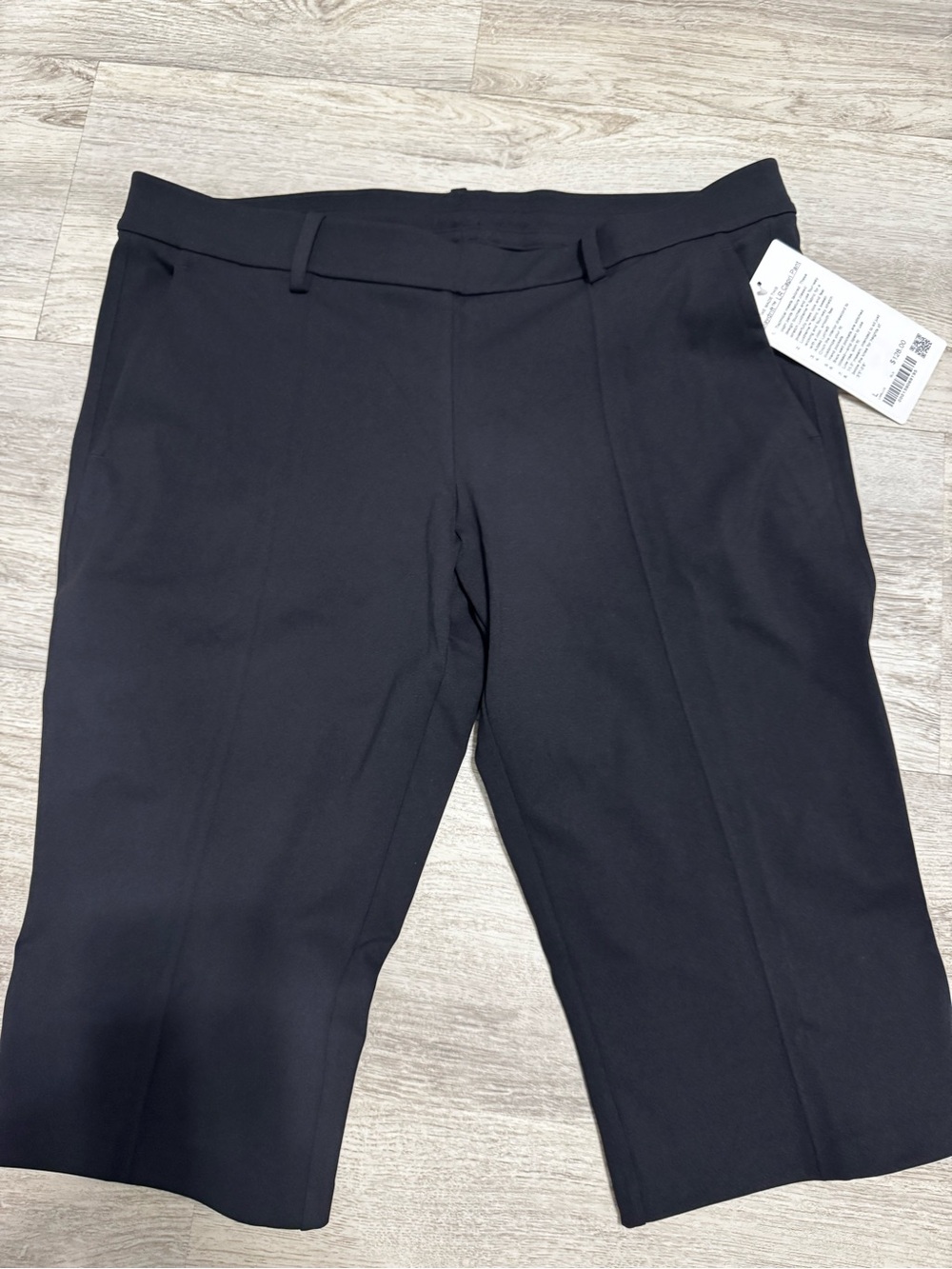 lululemon daydrift lr capri pant black size large